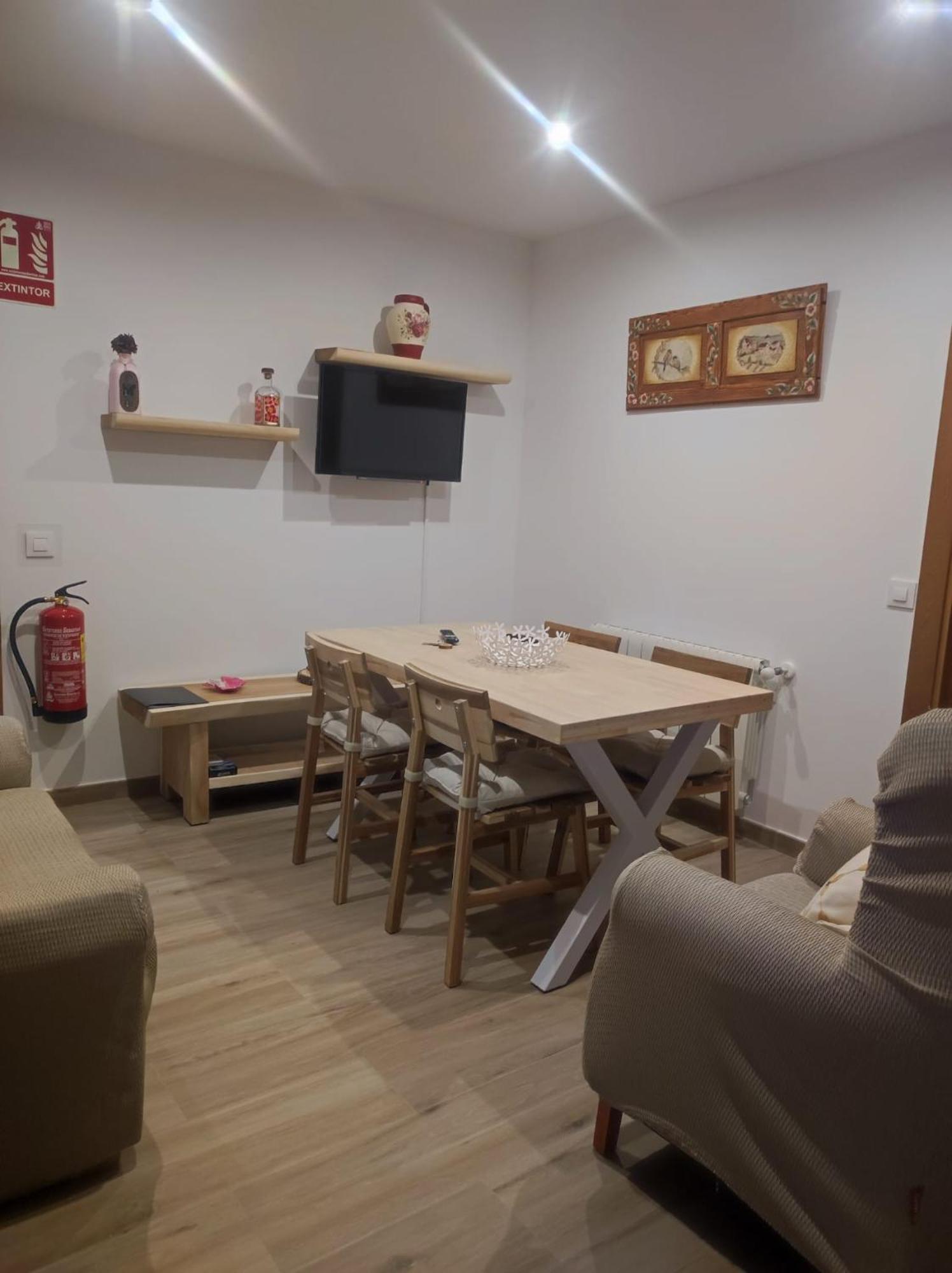 Ceguilla Apartamentos Sierra Y Mar Aldealengua De Pedraza מראה חיצוני תמונה